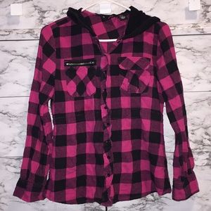 Women's plaid shirt